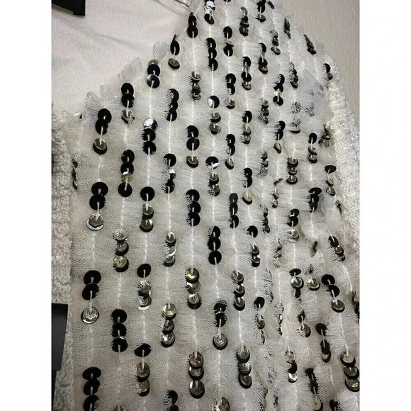 St. John Sequin Embellished Cropped Button Down Cardigan Cream Ivory Size 4 NWT - Picture 10 of 14